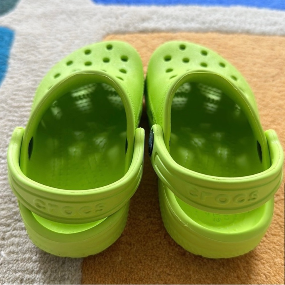 Toddler limeade Crocs size 7